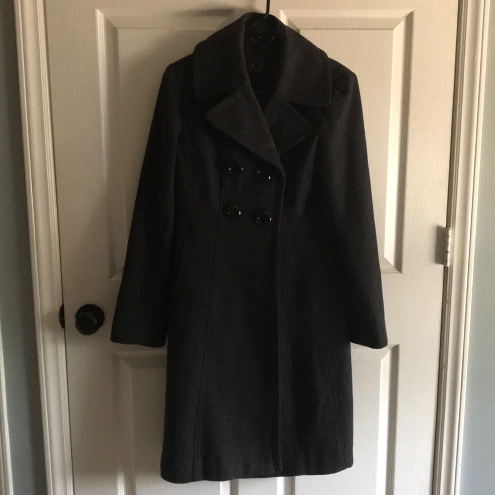 Charcoal black/dark grey coat